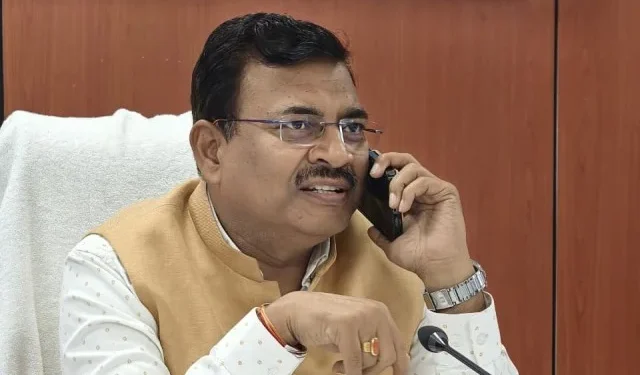 वर्षा जनित चुनौतियों से निपटने के लिए सरकार अलर्ट