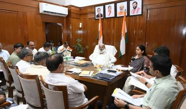 सरकार और कर्मचारी यूनियनों के बीच बनी सहमति